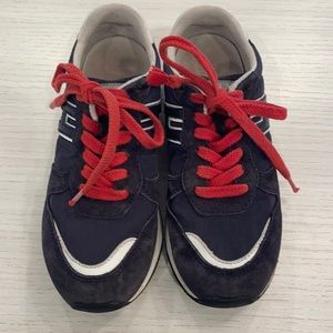 Gently worn Childrens Hogan sneakers. Size 31